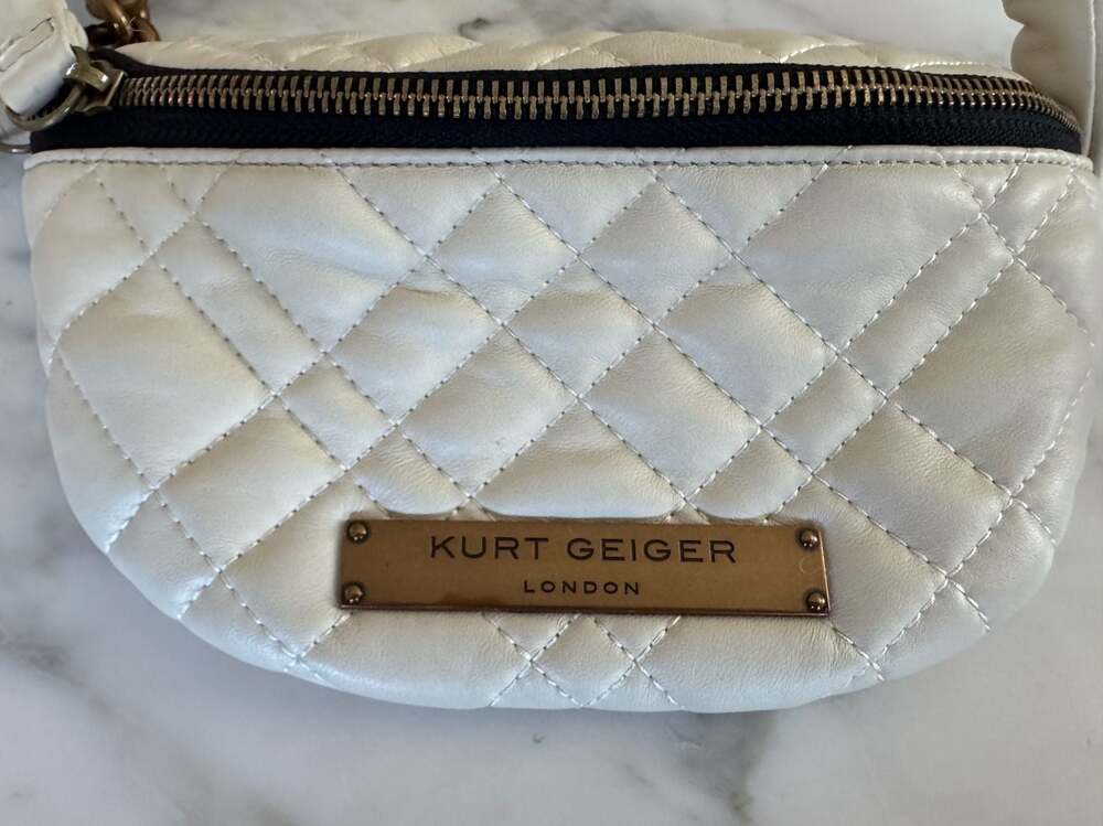 Kurt Geiger London quilted sling crossbody belt bag, cream-white-NWT - Picture 4 of 8